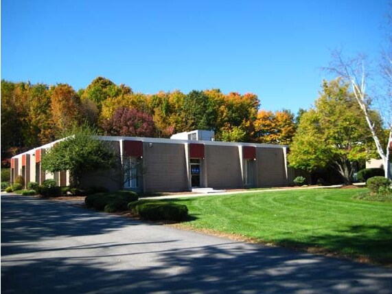 More Photos Of 59 Interstate Dr, West Springfield Medical For Lease