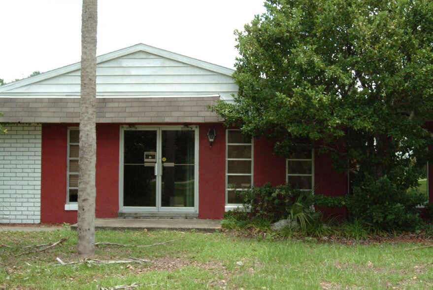 More Photos Of 377 Highway 40 W, Inglis Flex For Lease