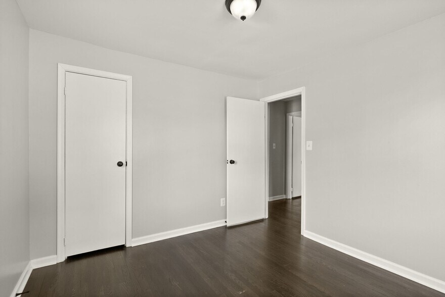 More Photos Of 17423 Wilson St, Dumfries Multifamily For Sale