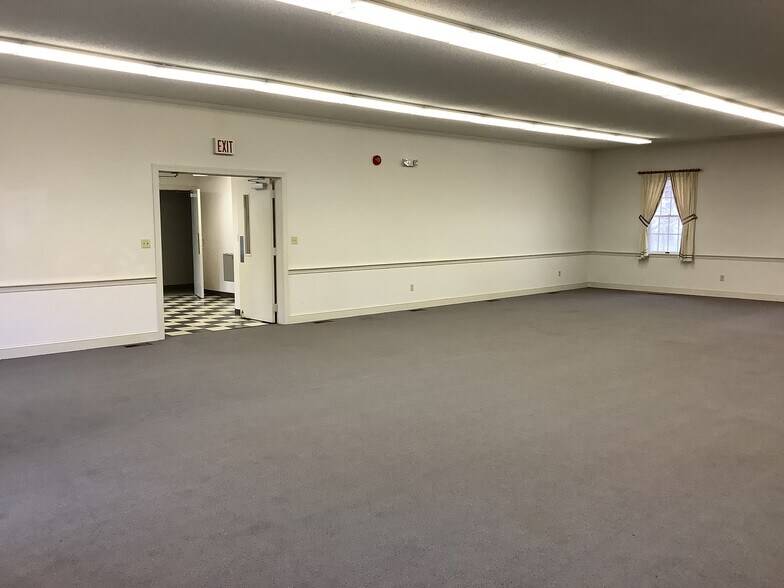 More Photos Of 605 Clarksbury Church Rd, Thomasville Religious Facility For Sale