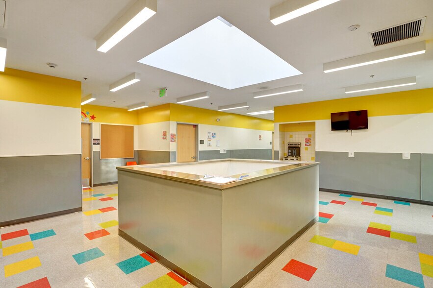More Photos Of 8001 Santa Fe Ave, Huntington Park Schools For Sale