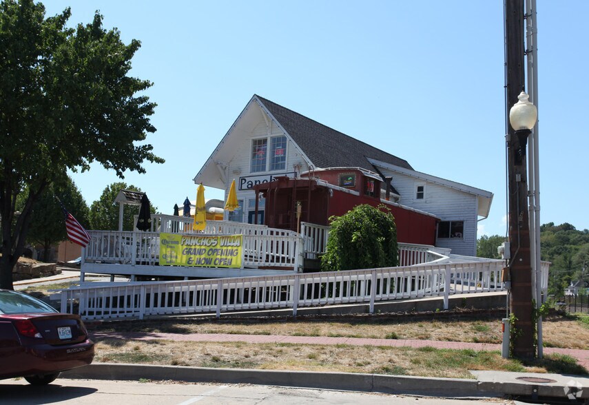 More Photos Of 100 S Main St, Parkville Restaurant For Sale