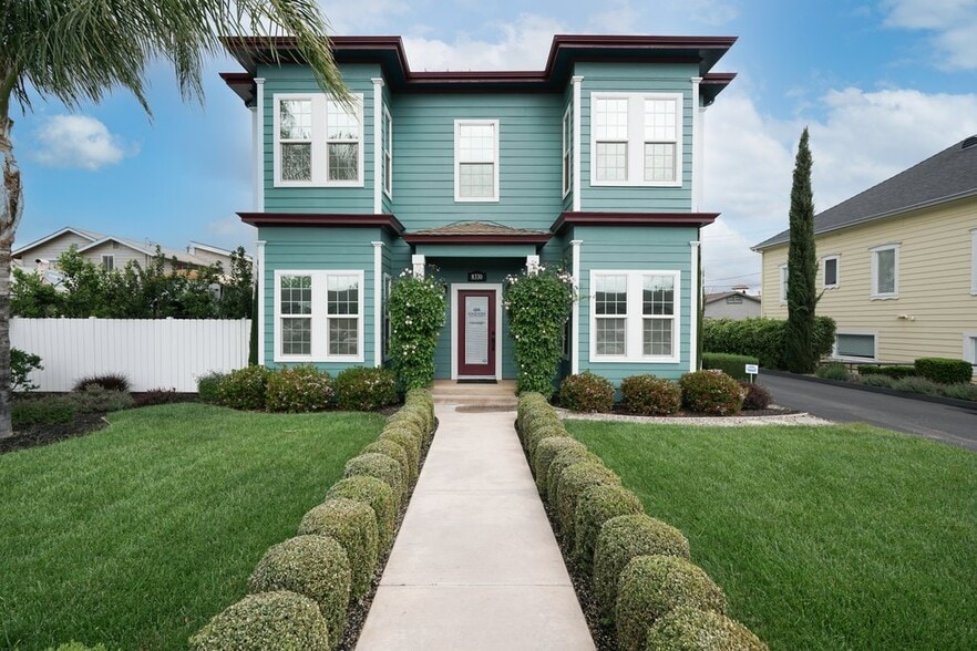 More Photos Of 8330 Brentwood Blvd, Brentwood Medical For Lease
