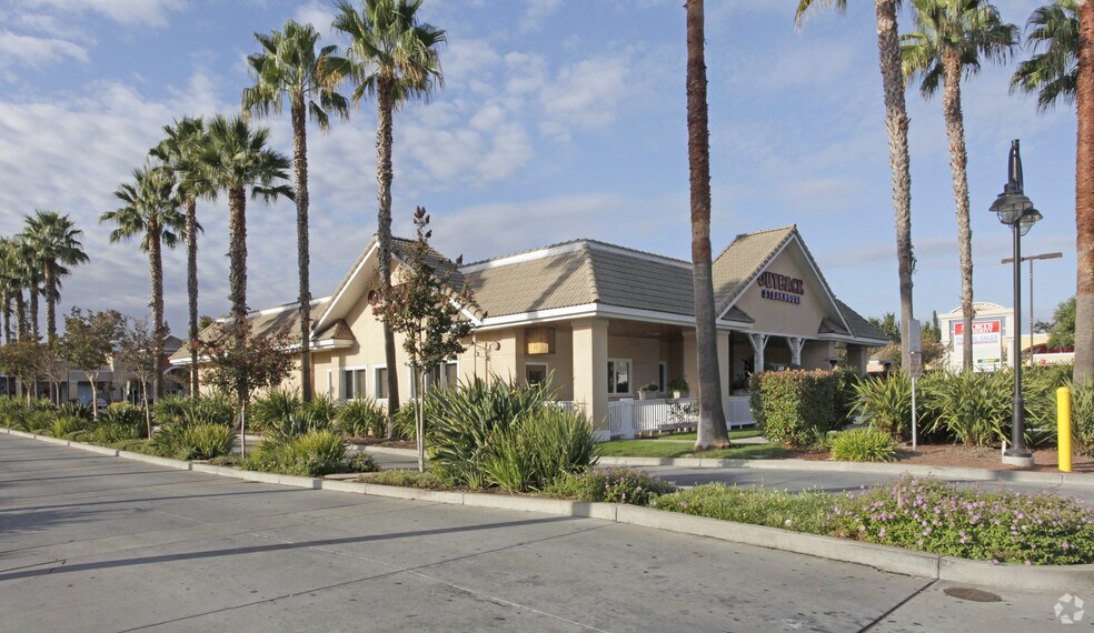 More Photos Of 620-696 Blossom Hill Rd, San Jose Unknown For Lease