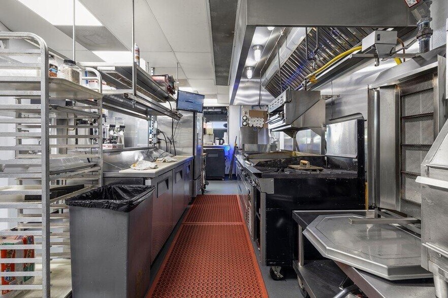 More Photos Of 3512 South St, Nacogdoches Fast Food For Sale