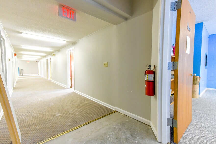 More Photos Of 3901 Raeford Rd, Fayetteville Religious Facility For Lease