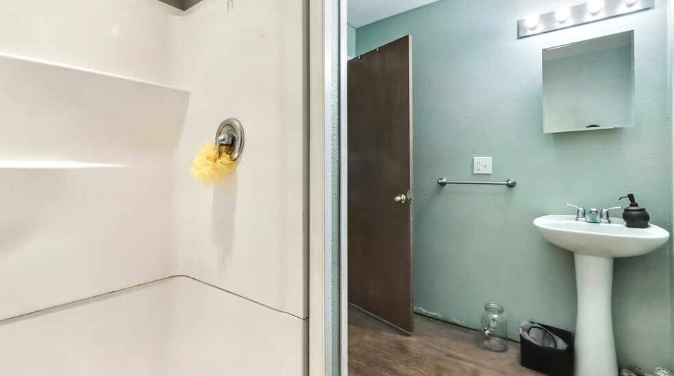 More Photos Of 106 S Harding St, Owen Apartments For Sale