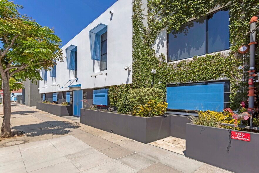 More Photos Of 5285 W Washington Blvd, Los Angeles Loft Creative Space For Sale