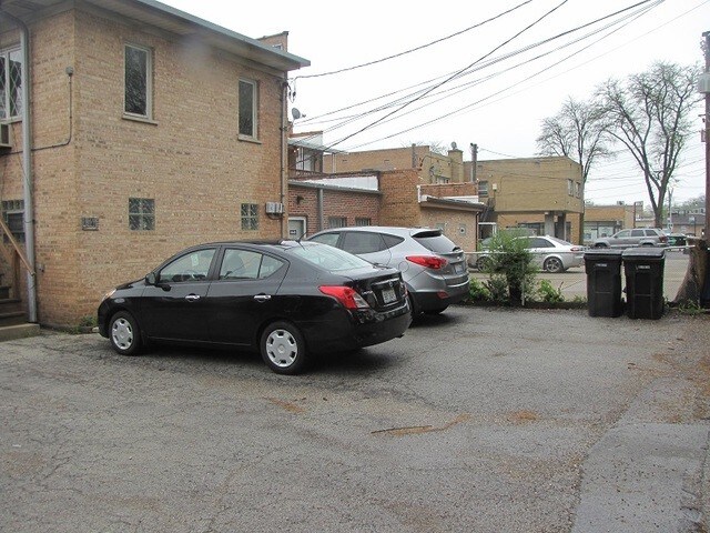 More Photos Of 6444 N Central Ave, Chicago Office For Sale