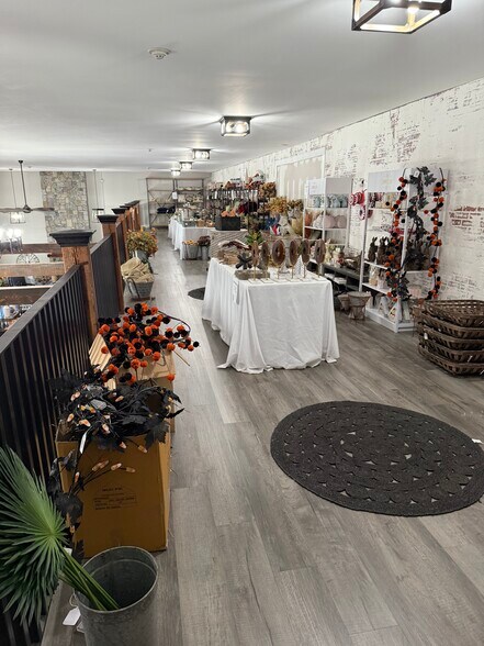 More Photos Of 3 Rockingham Rd, Londonderry Freestanding For Sale