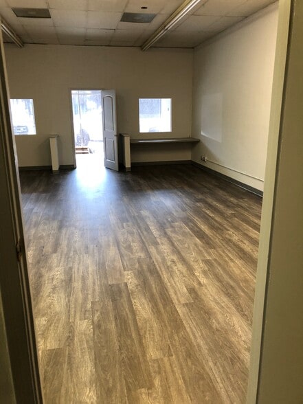 More Photos Of 3903-3919 Southern Ave, Shreveport Storefront Retail Office For Lease