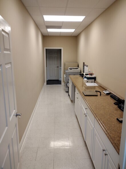 More Photos Of 5207 Belle Wood Ct, Buford Warehouse For Sale