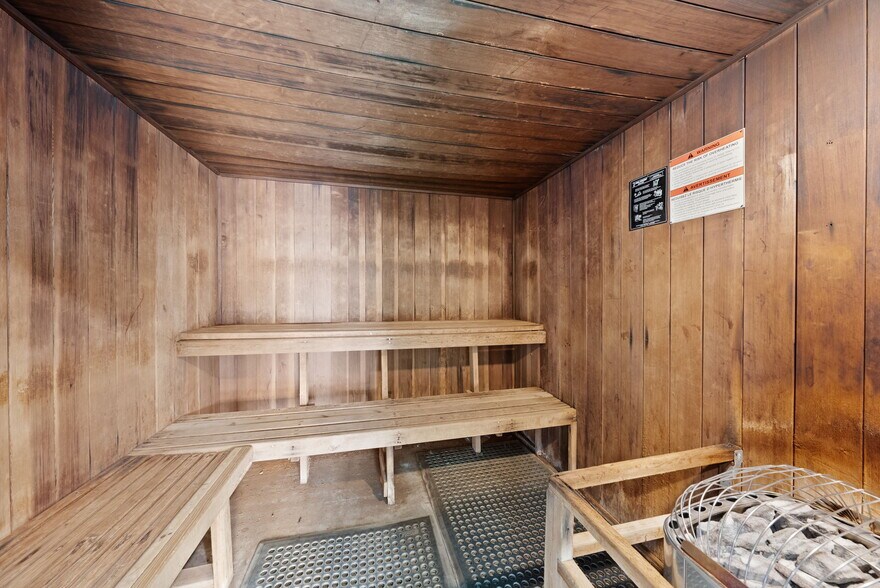 More Photos Of 3105 NE O. B. Riley Rd, Bend Hotel For Sale