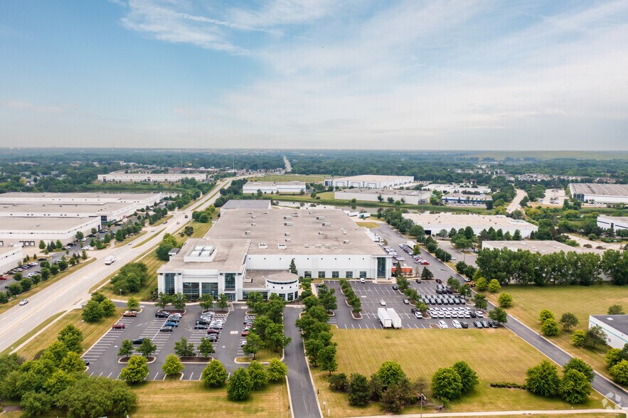 More Photos Of 850 Central Ave, Hanover Park Industrial For Lease