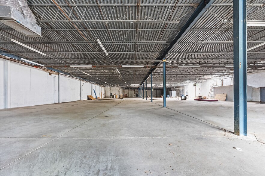 More Photos Of 50 Hulmeville Ave, Penndel Warehouse For Sale