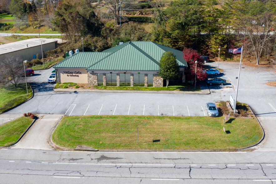 Primary Photo Of 7099 N Hwy 441, Dillard Restaurant For Sale