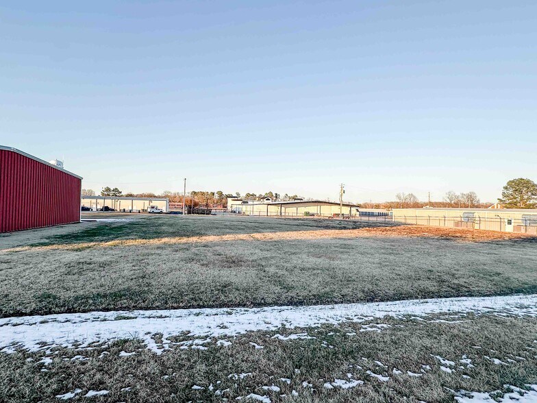 More Photos Of 6040 Telecom Dr, Milan Specialty For Sale
