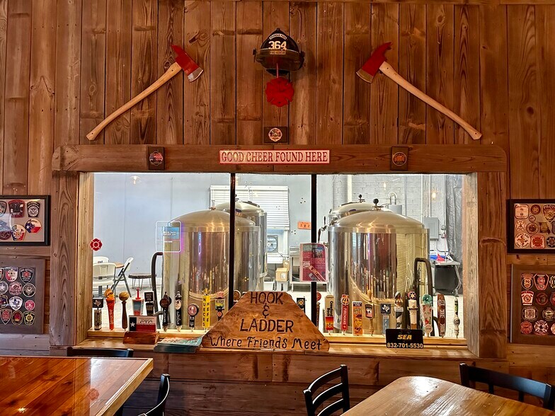 More Photos Of 130 E Goodnight Ave, Aransas Pass Restaurant For Sale