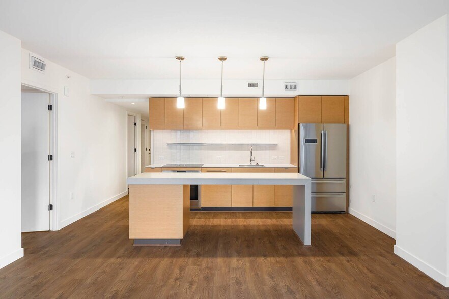 More Photos Of 901 W St NW, Washington Apartments For Lease