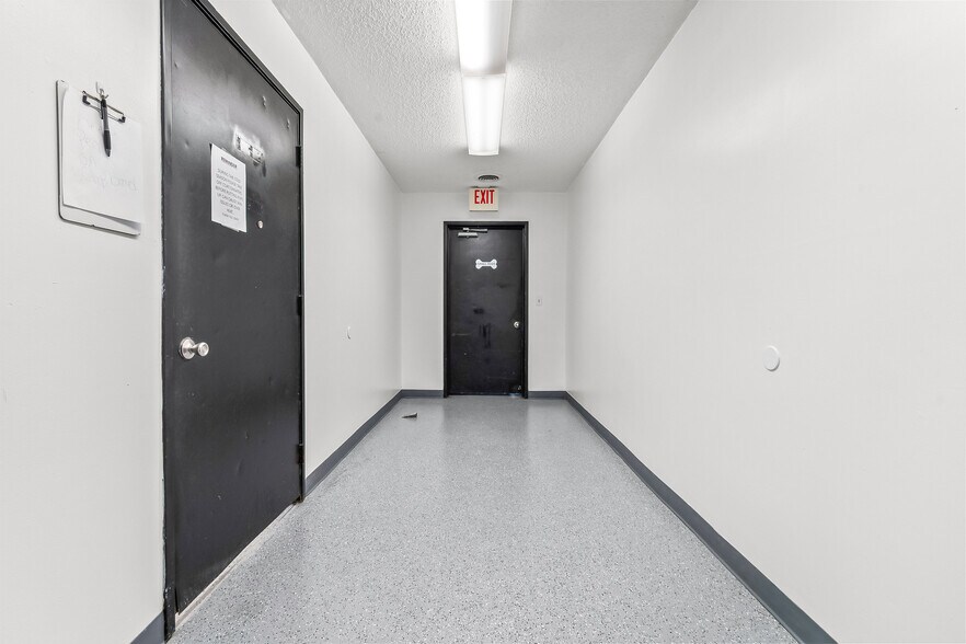 More Photos Of 136 Concord Rd, Jonesville Office For Sale