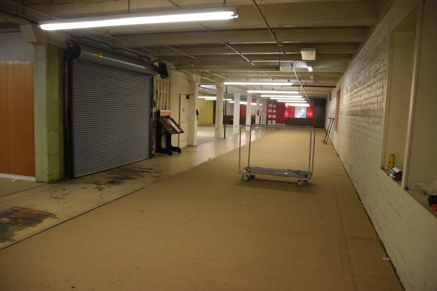 More Photos Of 1320 Smith St, Charleston Warehouse For Sale