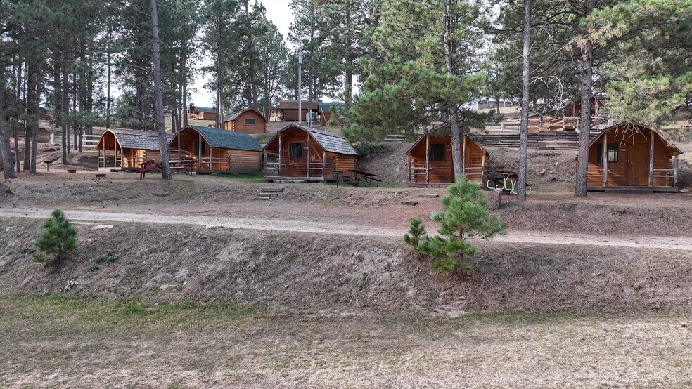 More Photos Of 1116 N 5th St, Custer Trailer Camper Park For Sale