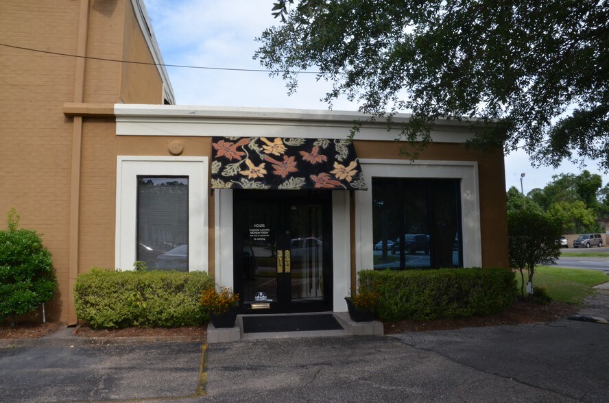 More Photos Of 2966 Old Shell Rd, Mobile Freestanding For Sale