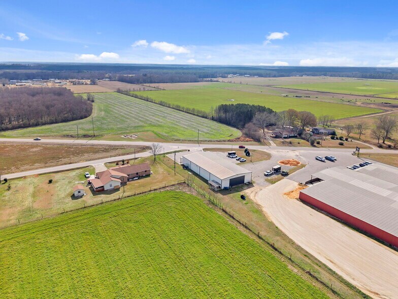 More Photos Of 5060 Jack Springs Rd, Atmore Light Distribution For Sale