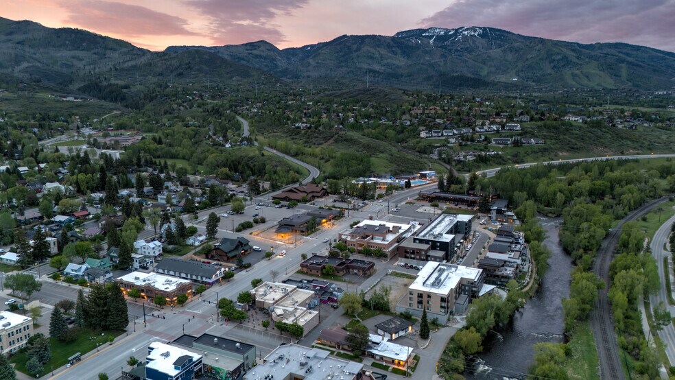 More Photos Of 442 Lincoln Ave, Steamboat Springs Flex For Sale