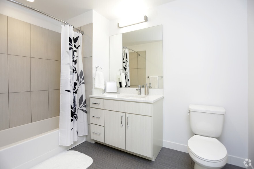 More Photos Of 847 Chicago Ave, Evanston Apartments For Lease