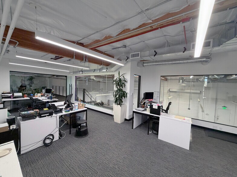 More Photos Of 5890 Blackwelder St, Culver City Office For Sale
