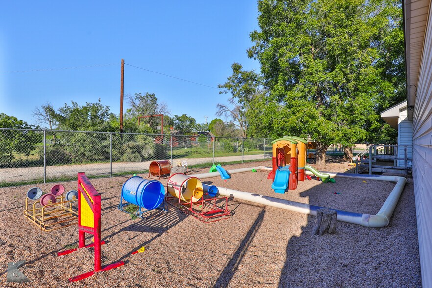 More Photos Of 6000 Buffalo Gap Rd, Abilene Daycare Center For Sale