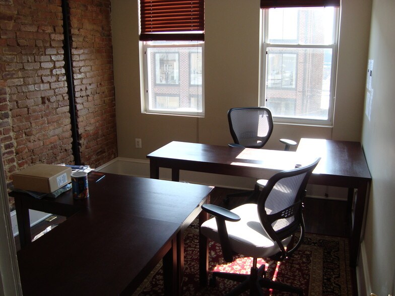More Photos Of 3128 M St NW, Washington Storefront Retail Office For Lease