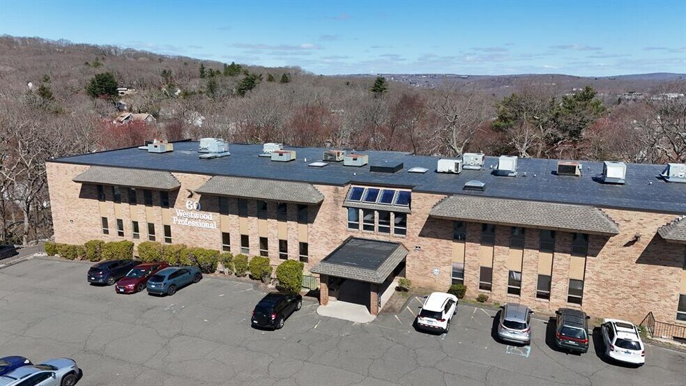 More Photos Of 60 Westwood Ave, Waterbury Medical For Sale