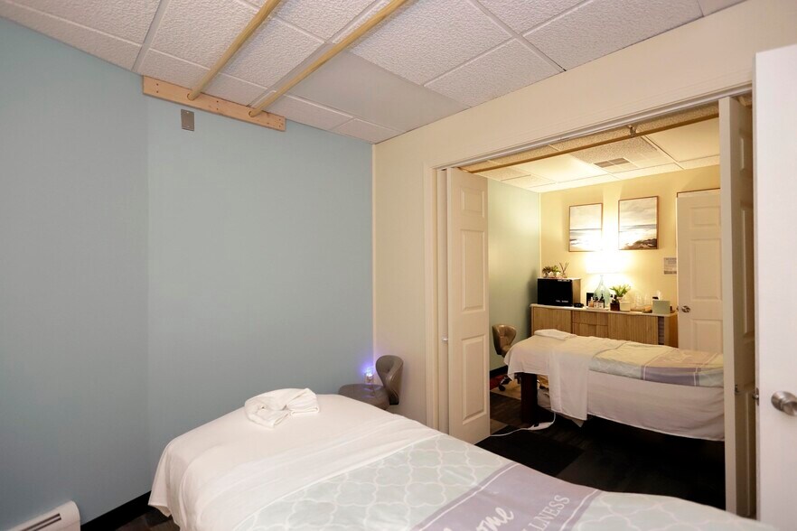 More Photos Of 597 Dartmouth St, Dartmouth Office For Sale