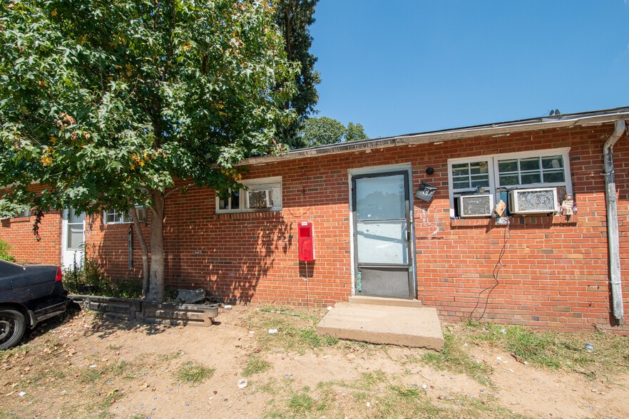 More Photos Of 3425 Martin Ave, Greensboro Apartments For Sale