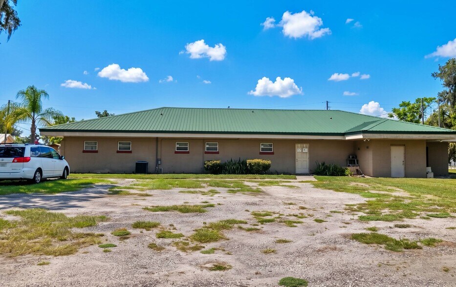 More Photos Of 302 W Main St, Bowling Green Healthcare For Sale