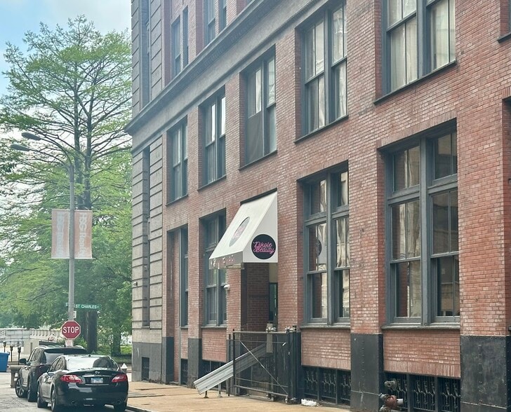 More Photos Of 1300 Washington Ave, Saint Louis Storefront For Sale