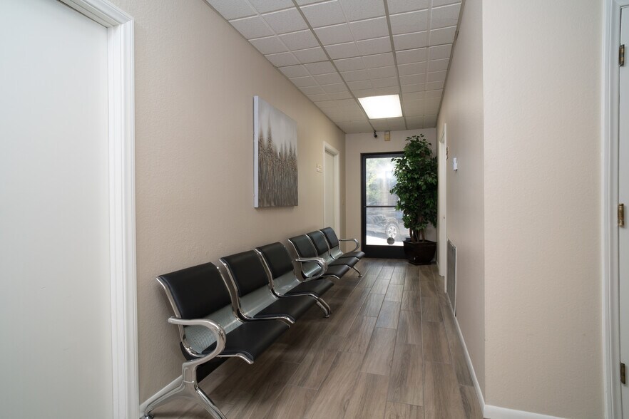 More Photos Of 1344 W 6th St, Corona Office For Sale