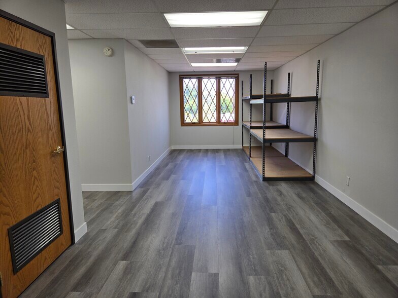 More Photos Of 3871 E Colorado Blvd, Pasadena Office For Lease