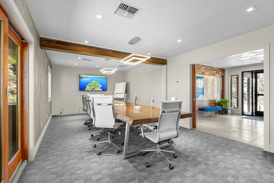 More Photos Of 625 Hwy 50, Zephyr Cove Office For Sale