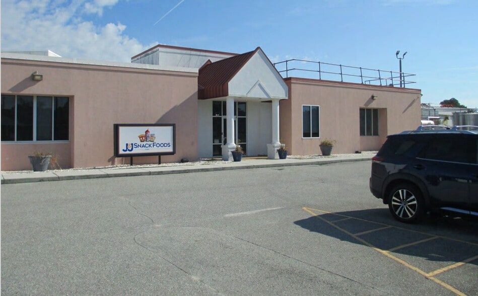 Primary Photo Of 312 Sound Rd, Holly Ridge Food Processing For Lease