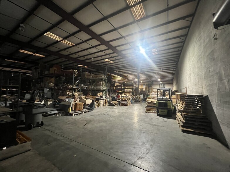 More Photos Of 740 Veterans Memorial Hwy SE, Mableton Warehouse For Lease