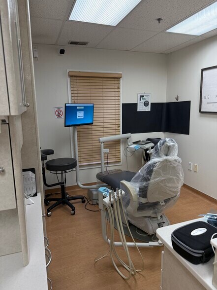 More Photos Of 5090-5096 Dorsey Hall Dr, Ellicott City Medical For Sale