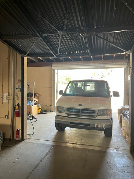 More Photos Of 7610 San Fernando Rd, Sun Valley Warehouse For Sale