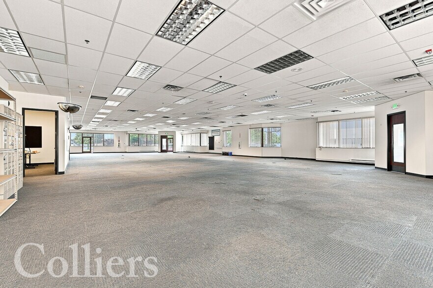 More Photos Of 9415 W Golden Trout St, Boise Office For Sale
