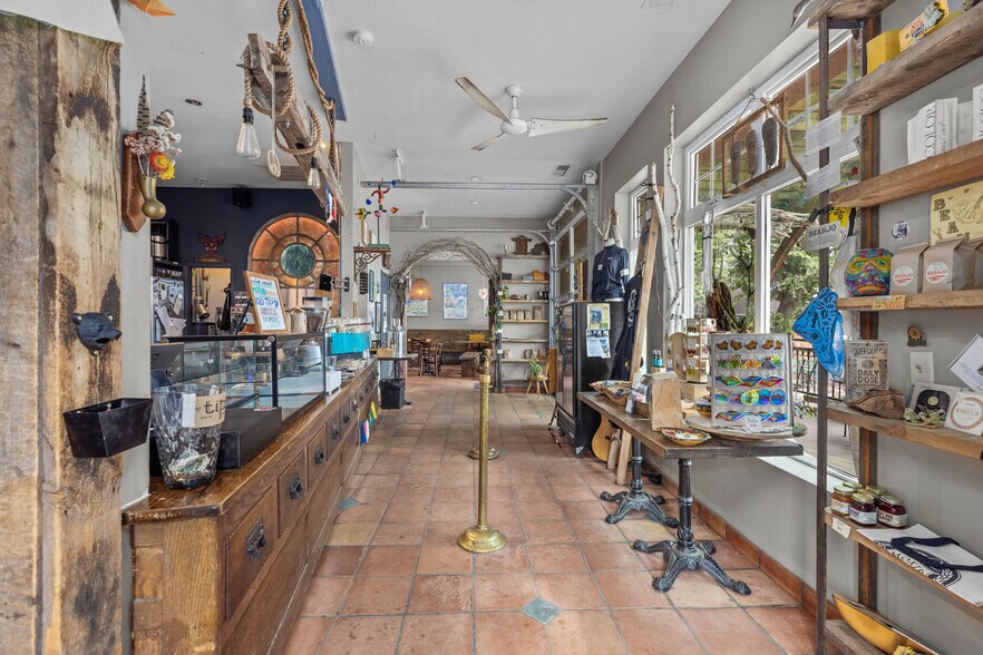 More Photos Of 442 High St, Lyons Restaurant For Sale