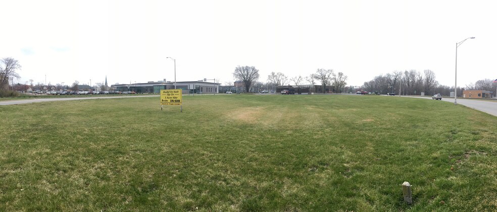 More Photos Of 811 Lindsay St, Columbus Land For Sale