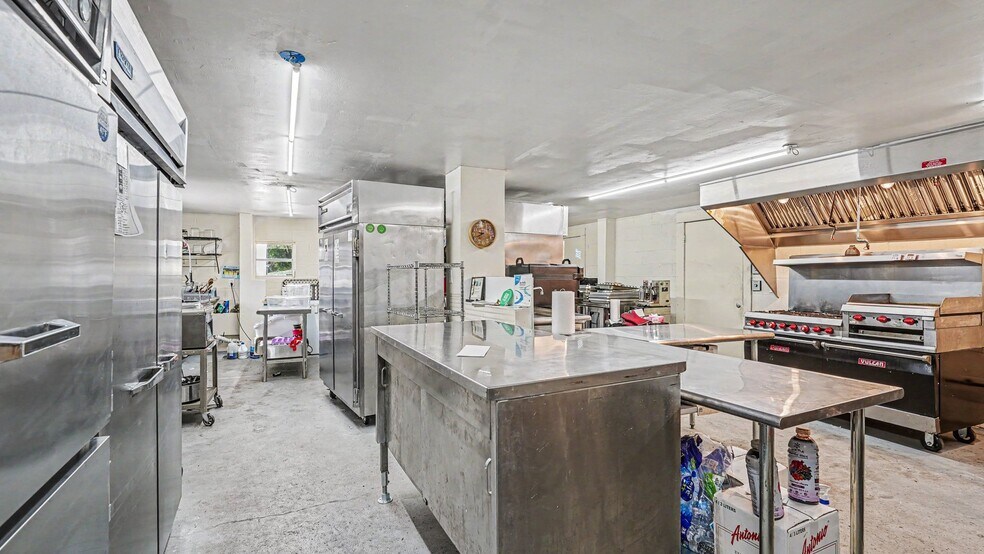 More Photos Of 430 #A 2nd Ave, Mayodan General Retail For Sale