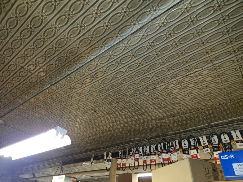 More Photos Of 39 St James St, Kingston Storefront Retail Office For Sale